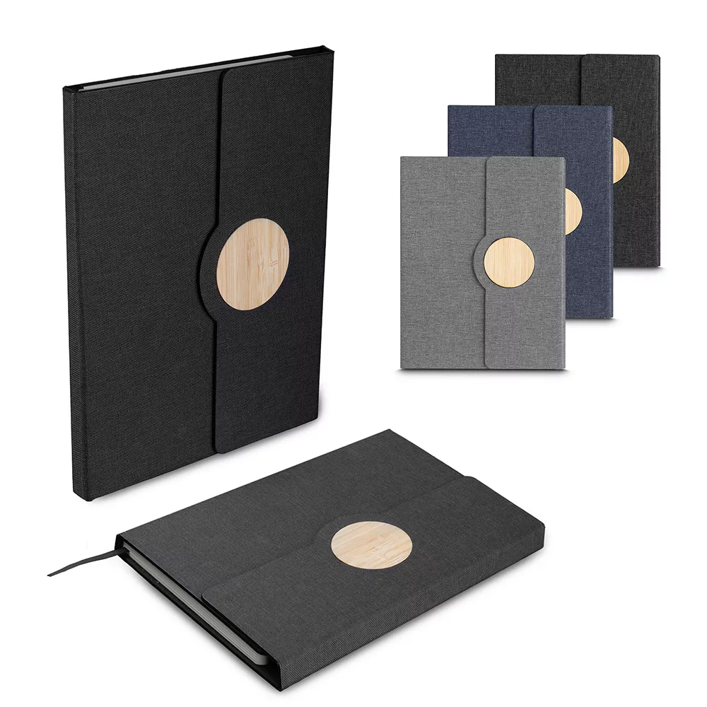 Caderno A5 em RPET com Detalhe em Bambu