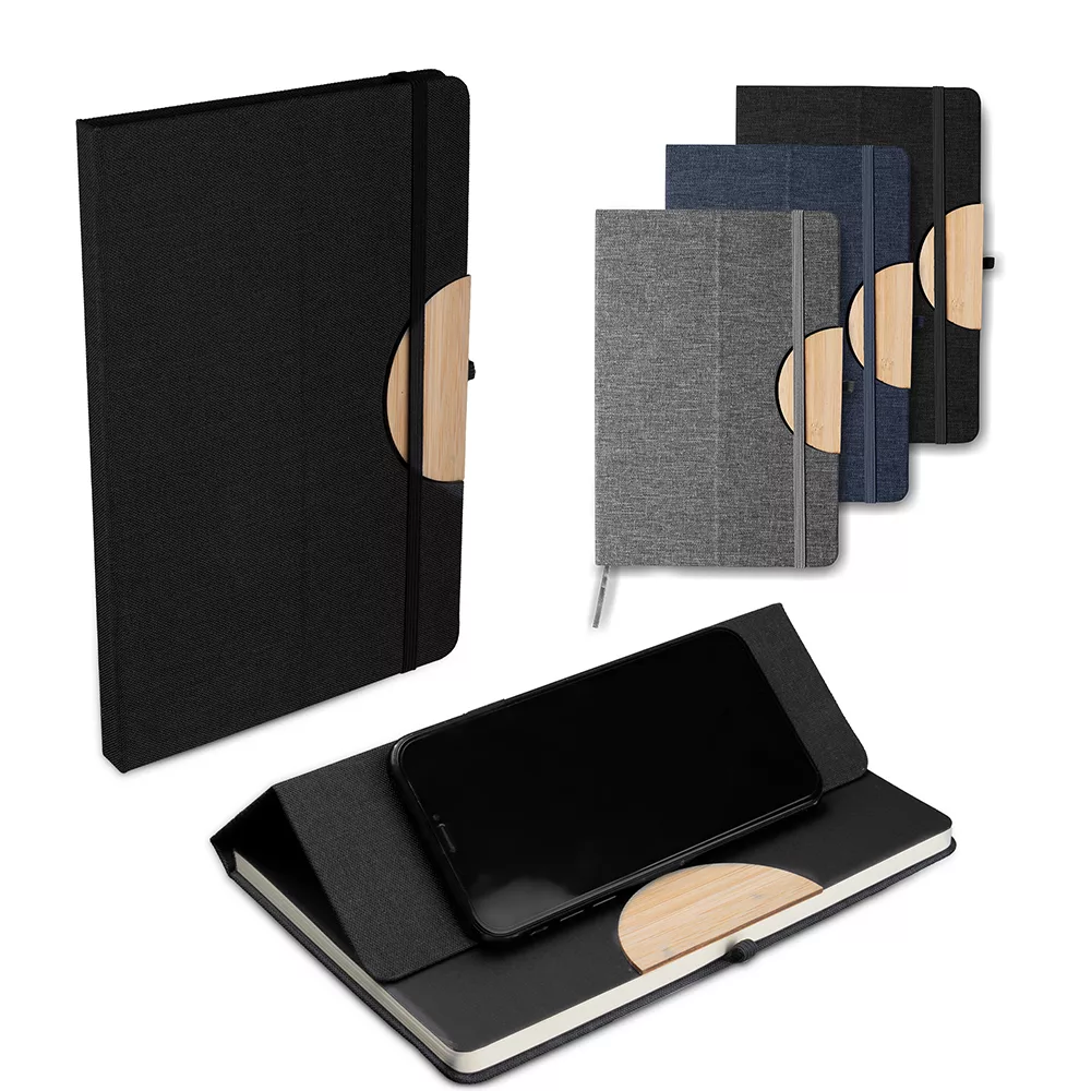 Caderno A5 em RPET com Detalhe em Bambu