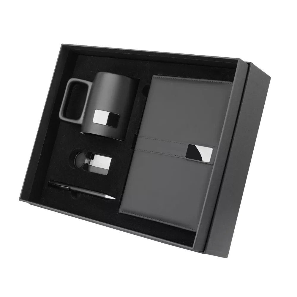 Kit Escritório Personalizado com Caderno e Caneca